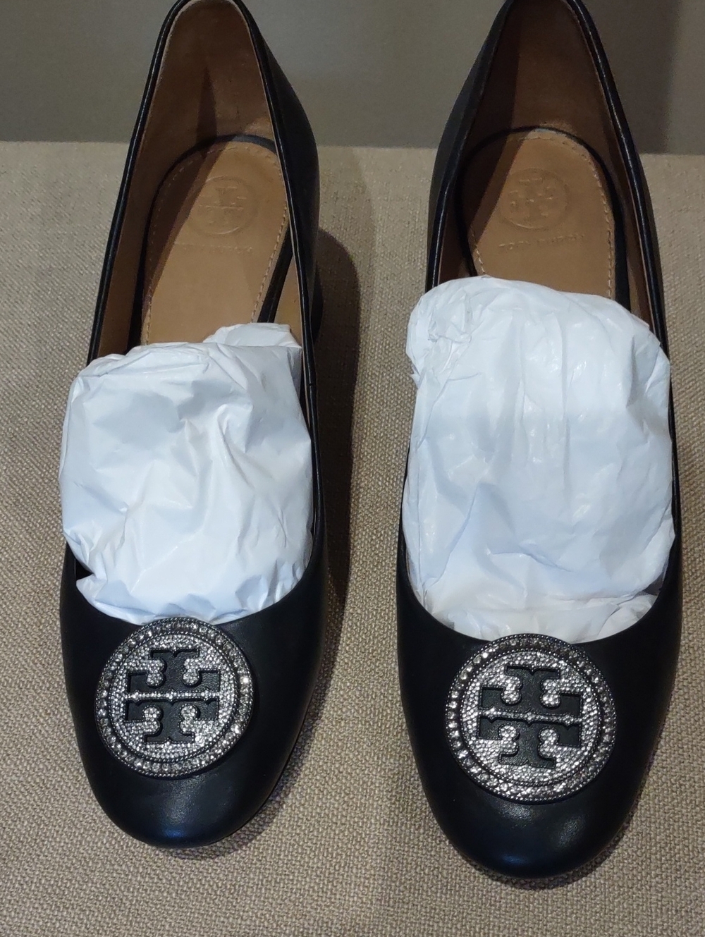 Tory Burch Black Leather Chunky Heel with Crystal Logo Medallion - Picture 11 of 15